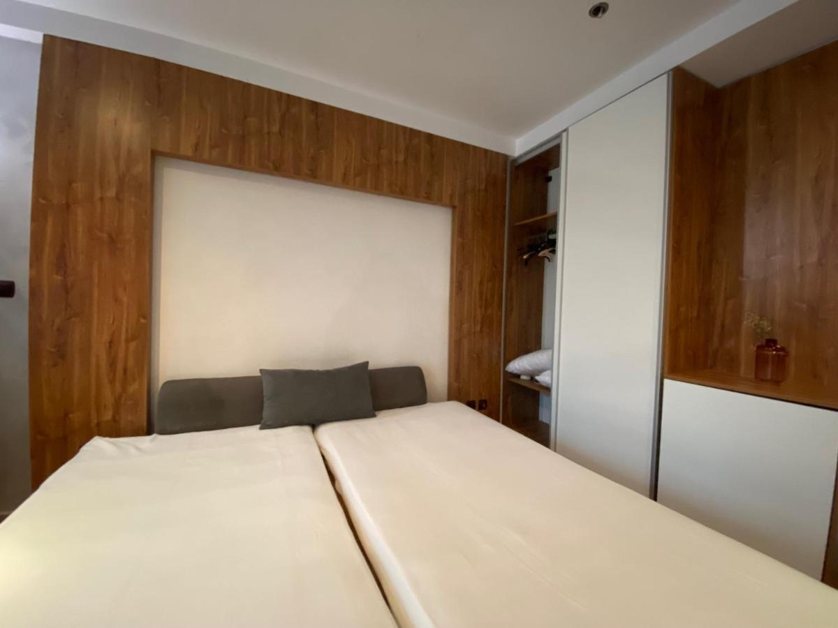 Sapphire 202 Studio Slantchev Briag Extérieur photo